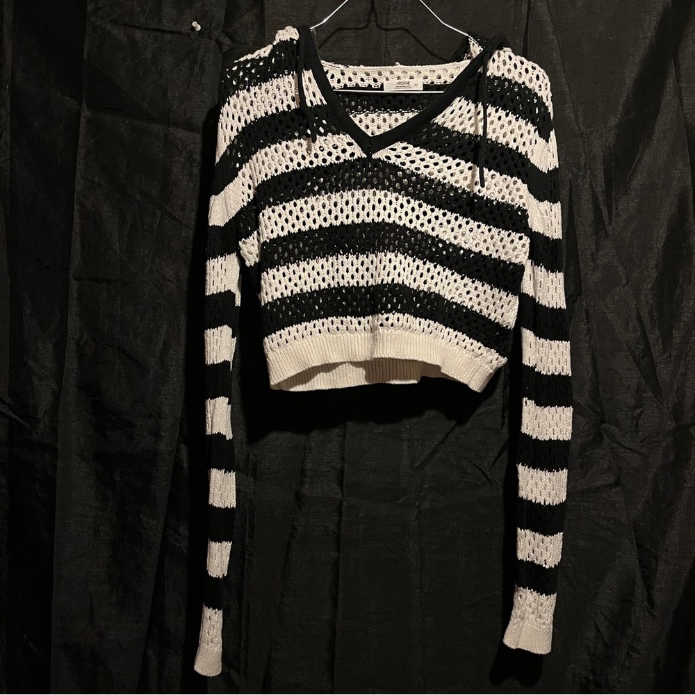 Ardene Striped Black and White Knit Crop Top